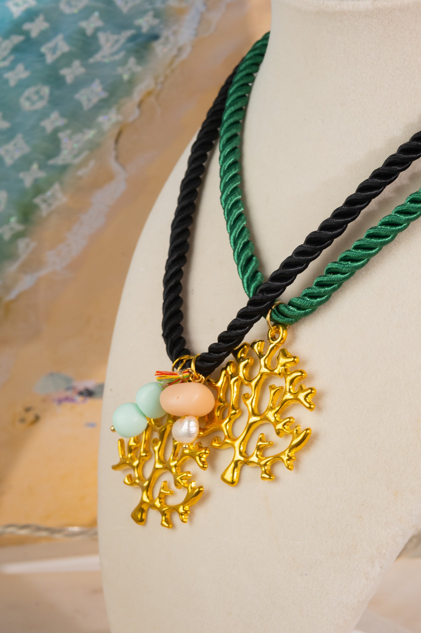 CORAL necklace
